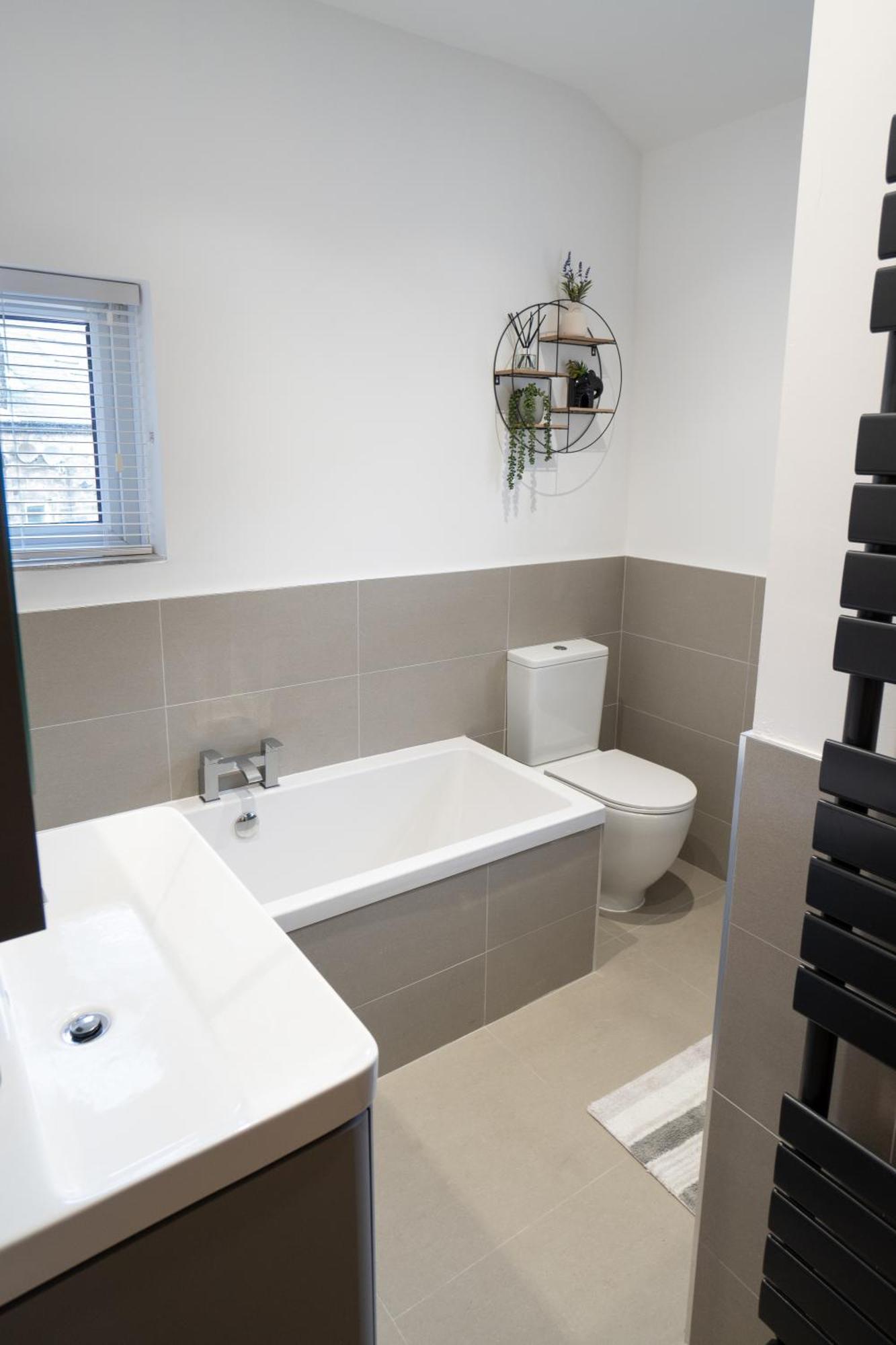 4 Bed End Terrace - Sleeps 7 Villa Ilkley Exterior photo