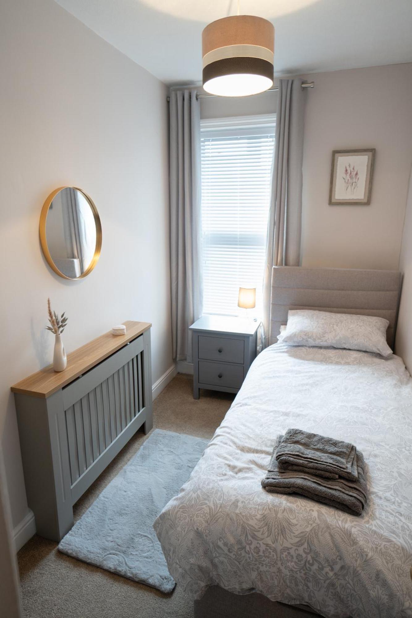 4 Bed End Terrace - Sleeps 7 Villa Ilkley Exterior photo